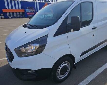 Белый Форд Транзит Кастом, объемом двигателя 2 л и пробегом 216 тыс. км за 9998 $, фото 1 на Automoto.ua