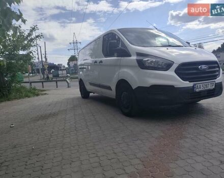 Белый Форд Транзит Кастом, объемом двигателя 2 л и пробегом 380 тыс. км за 10200 $, фото 3 на Automoto.ua