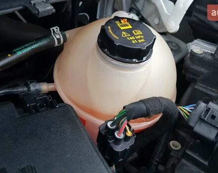 Белый Форд Транзит Кастом, объемом двигателя 2 л и пробегом 145 тыс. км за 16900 $, фото 59 на Automoto.ua