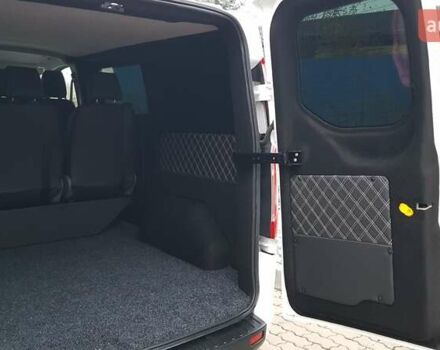 Белый Форд Транзит Кастом, объемом двигателя 2 л и пробегом 145 тыс. км за 16900 $, фото 51 на Automoto.ua