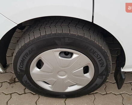 Белый Форд Транзит Кастом, объемом двигателя 2 л и пробегом 145 тыс. км за 16900 $, фото 66 на Automoto.ua