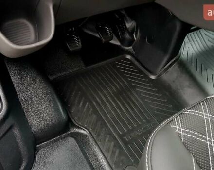 Белый Форд Транзит Кастом, объемом двигателя 2 л и пробегом 145 тыс. км за 16900 $, фото 36 на Automoto.ua