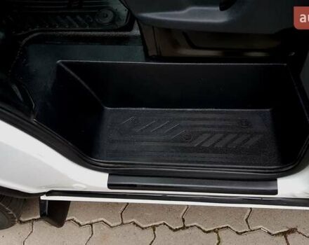 Белый Форд Транзит Кастом, объемом двигателя 2 л и пробегом 145 тыс. км за 16900 $, фото 37 на Automoto.ua