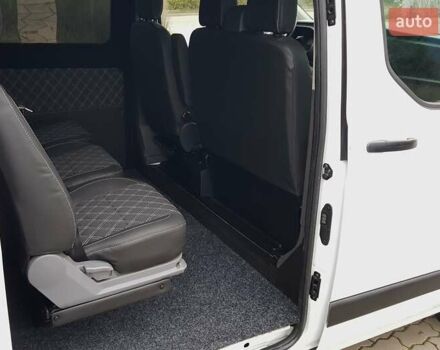 Белый Форд Транзит Кастом, объемом двигателя 2 л и пробегом 145 тыс. км за 16900 $, фото 46 на Automoto.ua