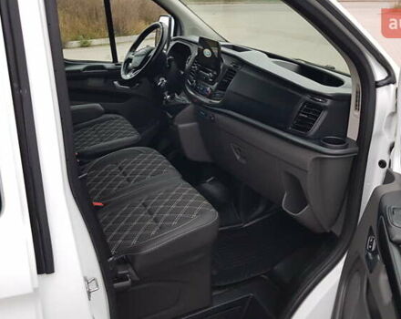 Белый Форд Транзит Кастом, объемом двигателя 2 л и пробегом 145 тыс. км за 16900 $, фото 3 на Automoto.ua