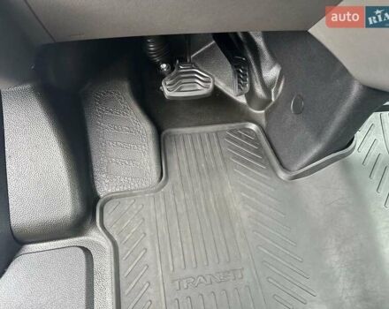 Білий Форд Транзит Кастом, об'ємом двигуна 2 л та пробігом 120 тис. км за 22500 $, фото 26 на Automoto.ua