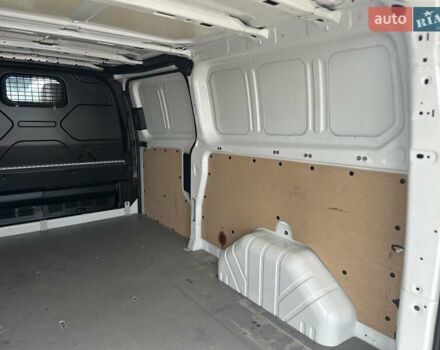 Білий Форд Транзит Кастом, об'ємом двигуна 2 л та пробігом 120 тис. км за 22500 $, фото 11 на Automoto.ua