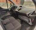 Білий Форд Транзит Кастом, об'ємом двигуна 2.2 л та пробігом 375 тис. км за 12500 $, фото 4 на Automoto.ua
