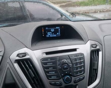 Белый Форд Транзит Кастом, объемом двигателя 2.2 л и пробегом 220 тыс. км за 15000 $, фото 9 на Automoto.ua