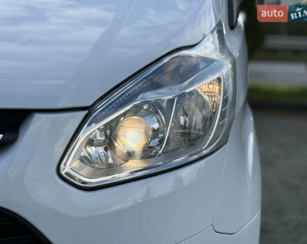 Белый Форд Транзит Кастом, объемом двигателя 2.2 л и пробегом 196 тыс. км за 16800 $, фото 16 на Automoto.ua