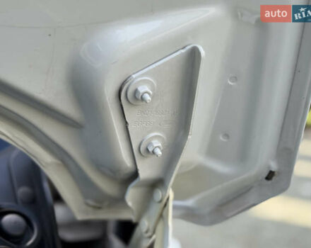 Белый Форд Транзит Кастом, объемом двигателя 2.2 л и пробегом 196 тыс. км за 16800 $, фото 87 на Automoto.ua