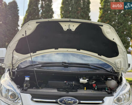 Белый Форд Транзит Кастом, объемом двигателя 2.2 л и пробегом 196 тыс. км за 16800 $, фото 86 на Automoto.ua