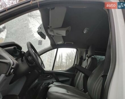 Білий Форд Транзит Кастом, об'ємом двигуна 2.2 л та пробігом 251 тис. км за 10999 $, фото 14 на Automoto.ua