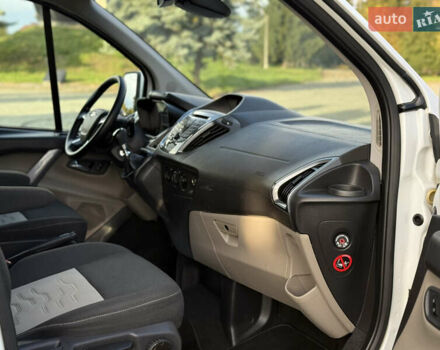 Белый Форд Транзит Кастом, объемом двигателя 2.2 л и пробегом 196 тыс. км за 16800 $, фото 52 на Automoto.ua