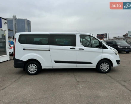 Білий Форд Транзит Кастом, об'ємом двигуна 2.2 л та пробігом 191 тис. км за 16800 $, фото 91 на Automoto.ua