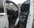 Білий Форд Транзит Кастом, об'ємом двигуна 2.2 л та пробігом 230 тис. км за 14000 $, фото 4 на Automoto.ua