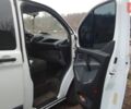 Білий Форд Транзит Кастом, об'ємом двигуна 2.2 л та пробігом 230 тис. км за 14000 $, фото 4 на Automoto.ua
