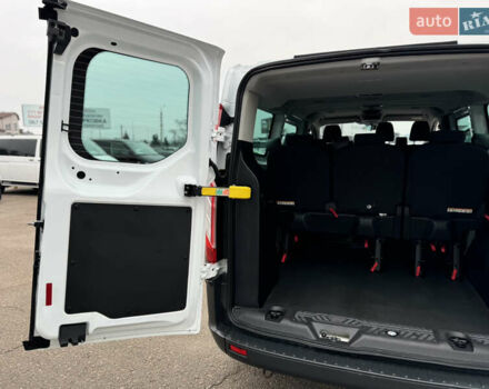 Білий Форд Транзит Кастом, об'ємом двигуна 2.2 л та пробігом 191 тис. км за 16800 $, фото 40 на Automoto.ua