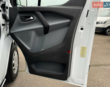 Білий Форд Транзит Кастом, об'ємом двигуна 2.2 л та пробігом 191 тис. км за 16800 $, фото 76 на Automoto.ua