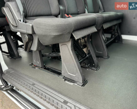 Білий Форд Транзит Кастом, об'ємом двигуна 2.2 л та пробігом 191 тис. км за 16800 $, фото 52 на Automoto.ua