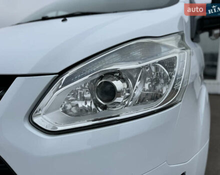 Білий Форд Транзит Кастом, об'ємом двигуна 2.2 л та пробігом 191 тис. км за 16800 $, фото 14 на Automoto.ua