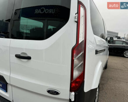 Білий Форд Транзит Кастом, об'ємом двигуна 2.2 л та пробігом 191 тис. км за 16800 $, фото 25 на Automoto.ua