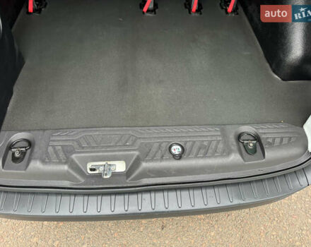 Білий Форд Транзит Кастом, об'ємом двигуна 2.2 л та пробігом 191 тис. км за 16800 $, фото 42 на Automoto.ua