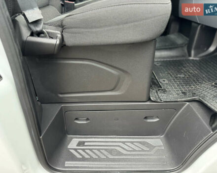 Білий Форд Транзит Кастом, об'ємом двигуна 2.2 л та пробігом 191 тис. км за 16800 $, фото 64 на Automoto.ua