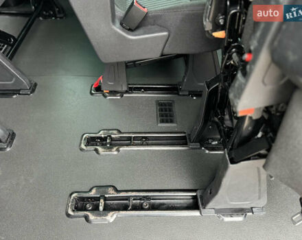 Білий Форд Транзит Кастом, об'ємом двигуна 2.2 л та пробігом 191 тис. км за 16800 $, фото 46 на Automoto.ua