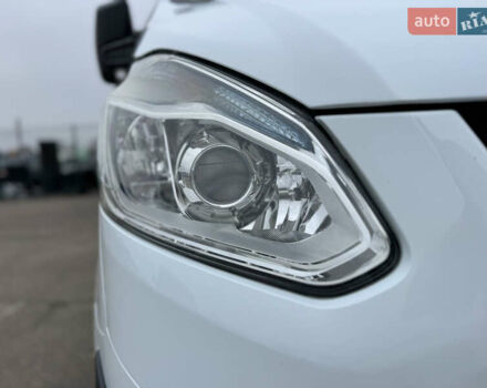 Білий Форд Транзит Кастом, об'ємом двигуна 2.2 л та пробігом 191 тис. км за 16800 $, фото 17 на Automoto.ua