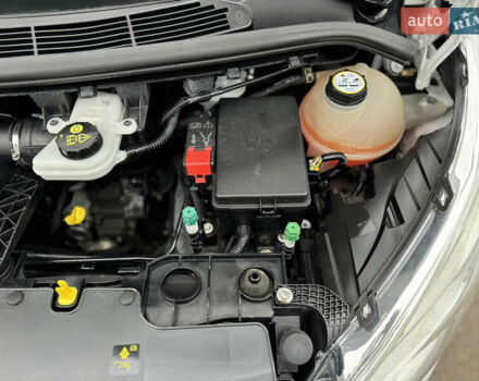 Білий Форд Транзит Кастом, об'ємом двигуна 2.2 л та пробігом 191 тис. км за 16800 $, фото 99 на Automoto.ua