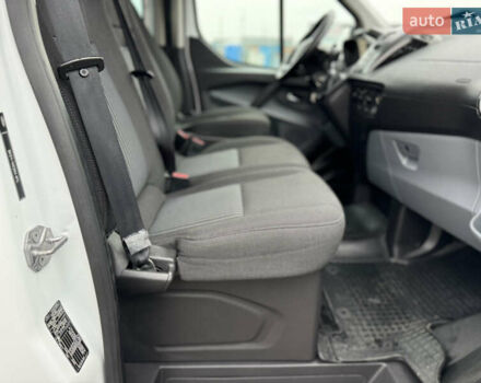 Білий Форд Транзит Кастом, об'ємом двигуна 2.2 л та пробігом 191 тис. км за 16800 $, фото 66 на Automoto.ua