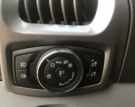 Белый Форд Транзит Кастом, объемом двигателя 2.2 л и пробегом 197 тыс. км за 14900 $, фото 10 на Automoto.ua