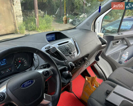 Белый Форд Транзит Кастом, объемом двигателя 2.2 л и пробегом 330 тыс. км за 13100 $, фото 2 на Automoto.ua