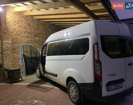 Білий Форд Транзит Кастом, об'ємом двигуна 2.2 л та пробігом 146 тис. км за 18000 $, фото 3 на Automoto.ua