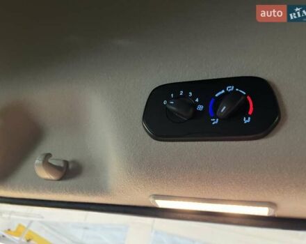 Белый Форд Транзит Кастом, объемом двигателя 2 л и пробегом 177 тыс. км за 17500 $, фото 86 на Automoto.ua