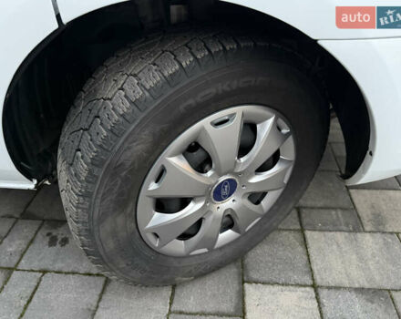 Белый Форд Транзит Кастом, объемом двигателя 2 л и пробегом 177 тыс. км за 16700 $, фото 19 на Automoto.ua