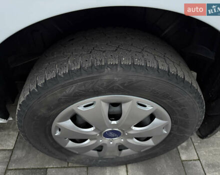 Белый Форд Транзит Кастом, объемом двигателя 2 л и пробегом 177 тыс. км за 16700 $, фото 16 на Automoto.ua