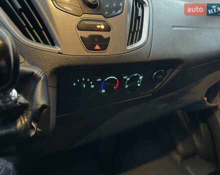 Белый Форд Транзит Кастом, объемом двигателя 2 л и пробегом 177 тыс. км за 16700 $, фото 51 на Automoto.ua