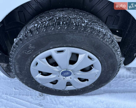 Белый Форд Транзит Кастом, объемом двигателя 2 л и пробегом 178 тыс. км за 16700 $, фото 13 на Automoto.ua