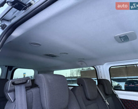 Белый Форд Транзит Кастом, объемом двигателя 2 л и пробегом 178 тыс. км за 16700 $, фото 28 на Automoto.ua