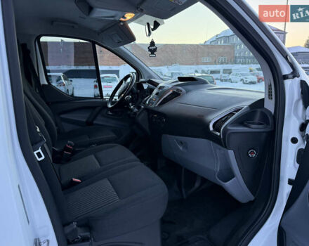 Белый Форд Транзит Кастом, объемом двигателя 2 л и пробегом 178 тыс. км за 16700 $, фото 34 на Automoto.ua