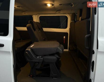 Белый Форд Транзит Кастом, объемом двигателя 2 л и пробегом 177 тыс. км за 16700 $, фото 31 на Automoto.ua