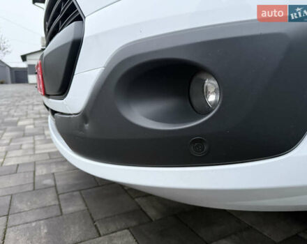 Белый Форд Транзит Кастом, объемом двигателя 2 л и пробегом 177 тыс. км за 16700 $, фото 15 на Automoto.ua