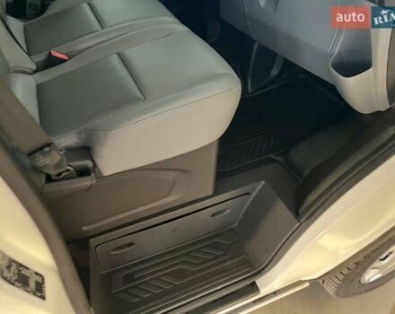 Белый Форд Транзит Кастом, объемом двигателя 2 л и пробегом 177 тыс. км за 18500 $, фото 83 на Automoto.ua