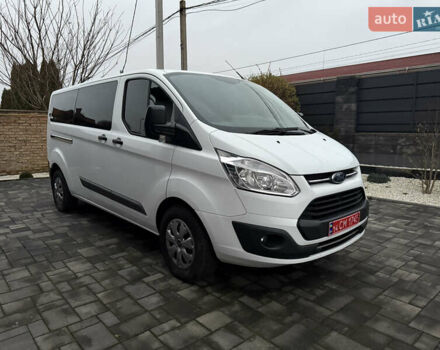 Белый Форд Транзит Кастом, объемом двигателя 2 л и пробегом 177 тыс. км за 16700 $, фото 3 на Automoto.ua