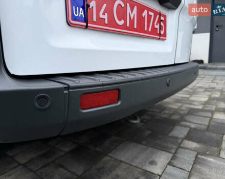 Белый Форд Транзит Кастом, объемом двигателя 2 л и пробегом 177 тыс. км за 16700 $, фото 14 на Automoto.ua