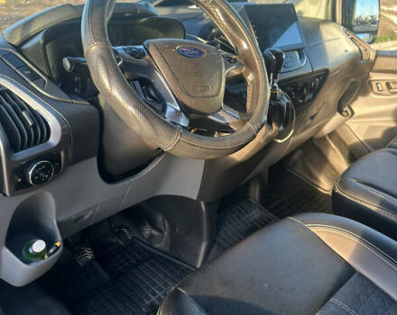 Белый Форд Транзит Кастом, объемом двигателя 2 л и пробегом 300 тыс. км за 14500 $, фото 6 на Automoto.ua