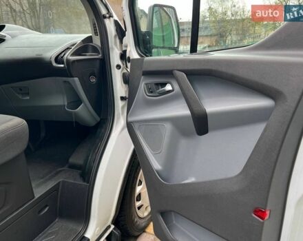 Білий Форд Транзит Кастом, об'ємом двигуна 2 л та пробігом 220 тис. км за 16000 $, фото 25 на Automoto.ua