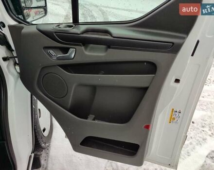 Белый Форд Транзит Кастом, объемом двигателя 2 л и пробегом 230 тыс. км за 18900 $, фото 15 на Automoto.ua